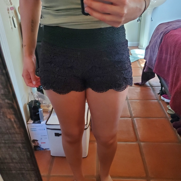 Rewind Crochet Lace Shorty Shorts Black - Picture 3 of 6